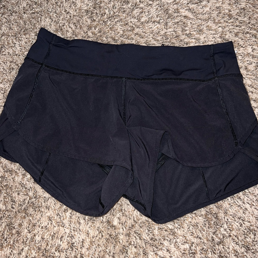 Lululemon size 6